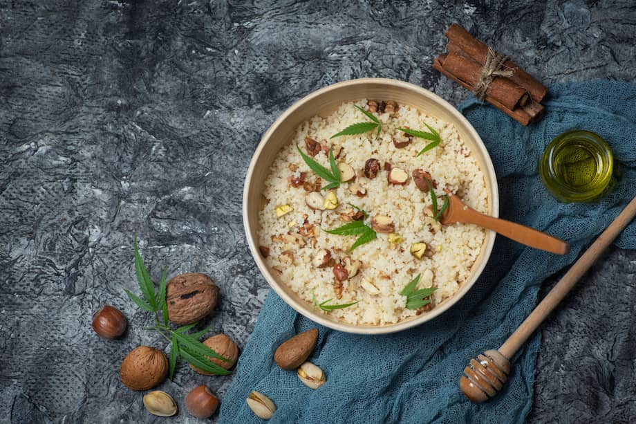 Este arroz con arroz con almendrases ideal para acompañar tus carnes favoritas.