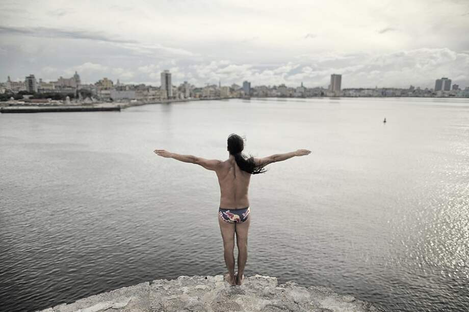 Orlando Duque y Miguel García representarán a Colombia en el Red Bull Cliff Diving