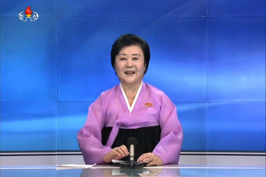 Ri Chun-hee es la mujer que hace los anuncios sobre las pruebas nucleares en Corea del Norte. / AFP