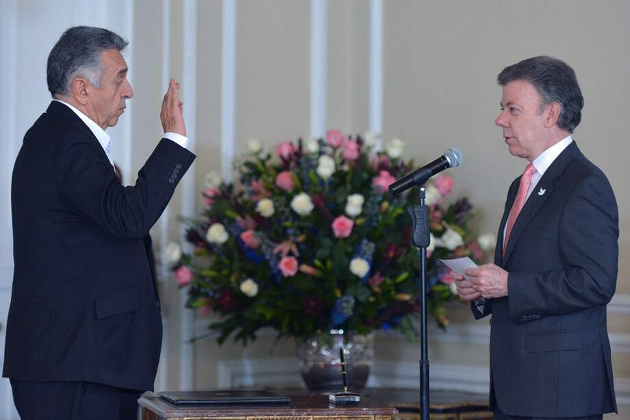 ‘Lucho’ Garzón al momento de jurar como ministro de Trabajo. / SIG