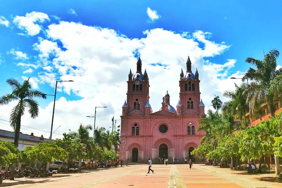 Imagen de la iglesia de Buga.