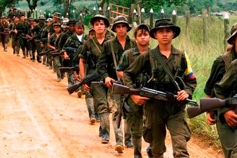 Las Farc sumaron a la lista de bienes para rpearar a las víctimas las vías que construyeron durante el conflicto armado colombiano. / Archivo El Espectador.