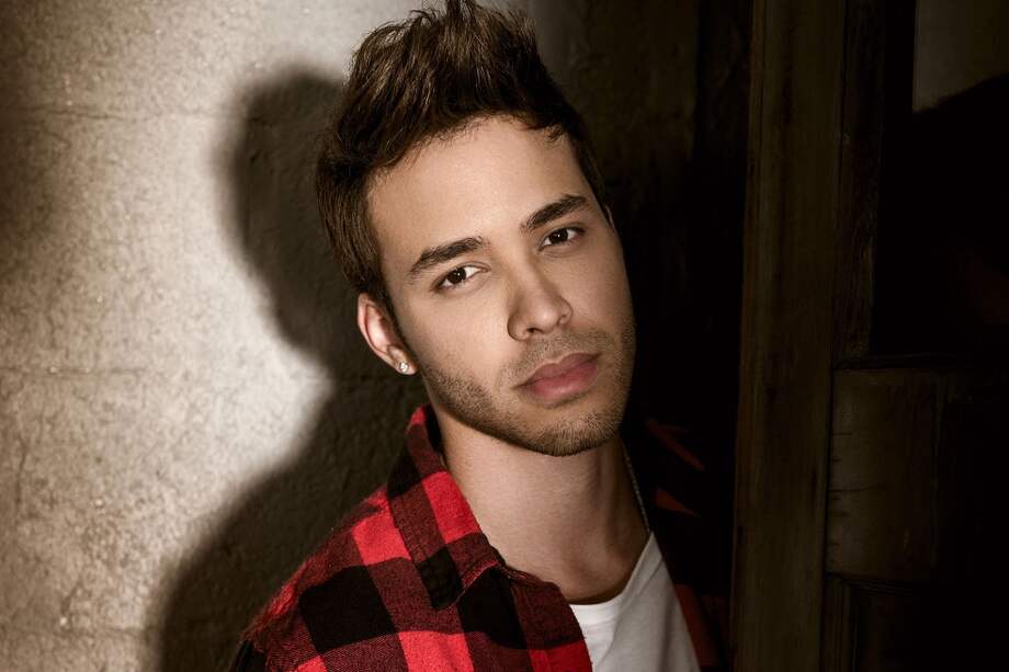 Prince Royce se une a la celebración del fútbol. / Cortesía