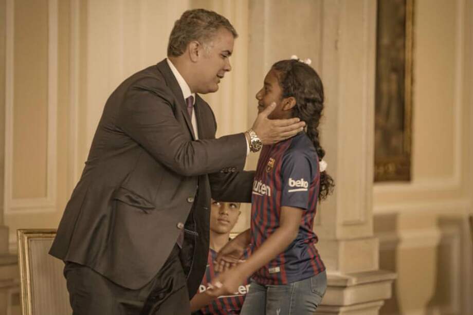 El presidente Iván Duque recibió en la Casa de Nariño a niños de la Fundación Barca. / ANR Colombia