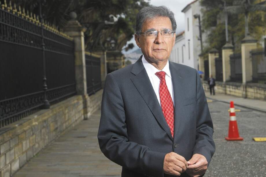 Camilo González señala que las políticas que se han estado desarrollando desde el Gobierno, no han sido eficientes.