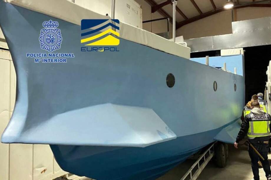 Europol y la Policía Nacional Española detectaron este submarino cargado con drogas en una operación en Málaga.