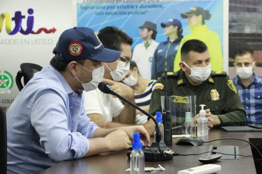 Las autoridades de Villavicencio realizaron un Consejo de Seguridad este sábado. / Tomado de @harmanfelipe