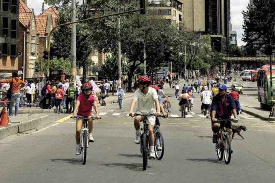 Críticas por reducción de recursos para promover la bicicleta en Bogotá