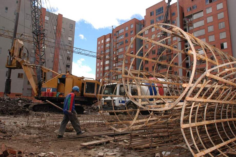 El comportamiento de sectores como la construcción hace que el Gobierno asegure que la economía crecerá sólida.