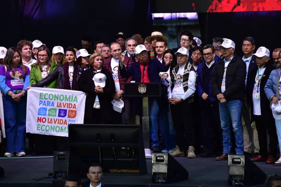 El presidente Gustavo Petro realizó en la Plaza de Bolívar la segunda manifestación de este 2026 en clave electoral. Pidió votar por quienes promueven la reelección inmediata de la izquierda.