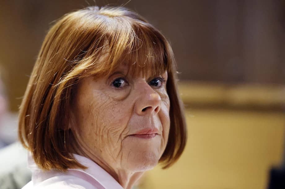 Gisèle Pelicot asiste a un juicio de apelación en el tribunal penal de Gard, en Nimes, Francia, el 7 de octubre de 2025.