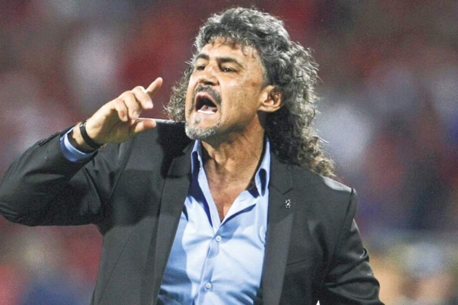 Es la primera vez que el antioqueño se mide contra el club paisa en un evento continental. / EFE