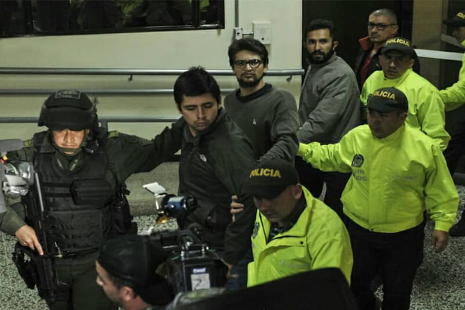 10 personas fueron capturadas luego de que la Fiscalía los señalara de participar en el atentado del Centro Comercial Andino.