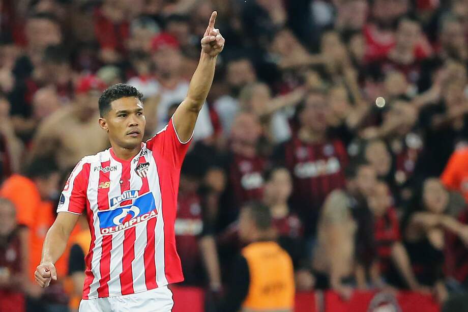 Teófilo Gutiérrez, el 2018 logró ser campeón por primera vez con Júnior de Barranquilla. / AFP