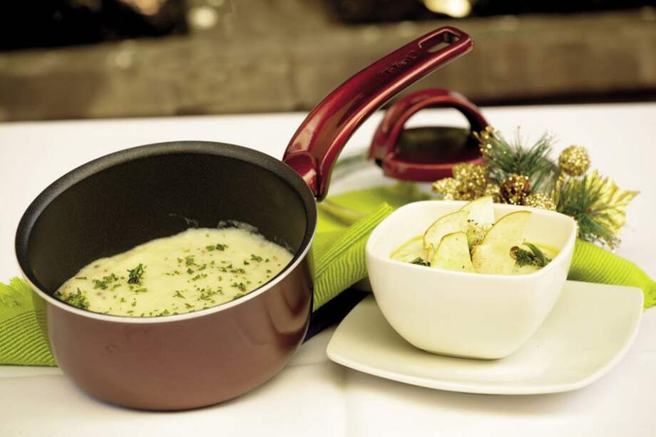 Puré de papa y chips de manzana