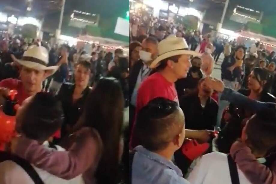 Con este atomizador el alcalde de Soacha estaba repartiendo licor a los asistentes al evento.