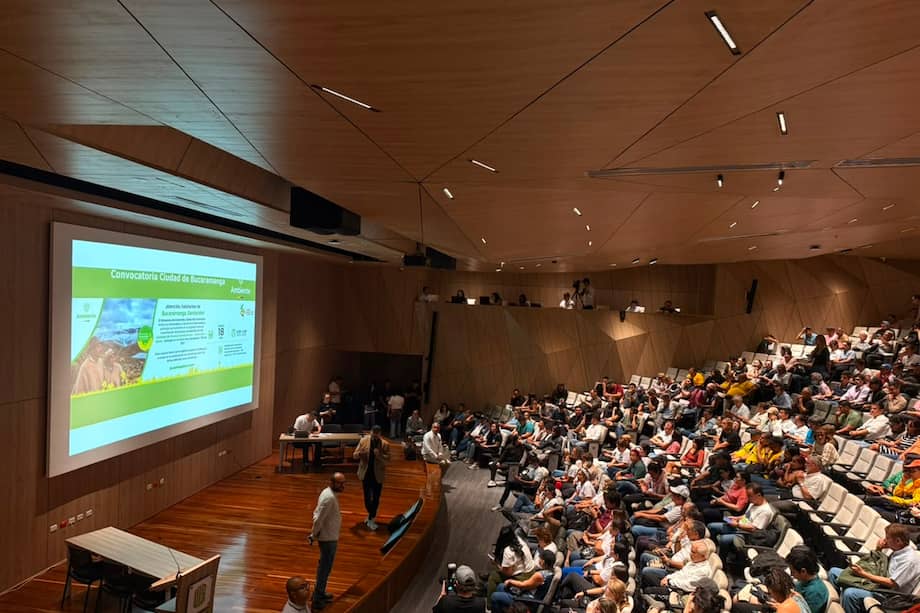 Segunda mesa de concertación para la delimitación del páramo de Santurbán en Bucaramanga.