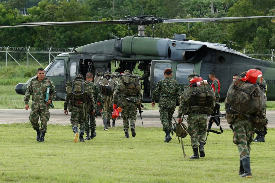 32 soldados fueron retenidos por la comunidad entre Meta y Guaviare (Foto referencia). EFE/ Mauricio Dueñas Castañeda