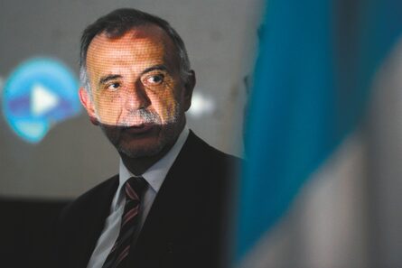El Espectador le explica el caso de Iván Velásquez, mindefensa, con Guatemala