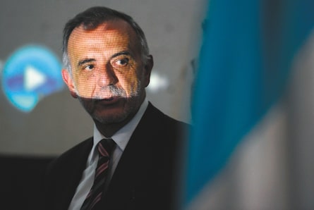 El Espectador le explica el caso de Iván Velásquez, mindefensa, con Guatemala