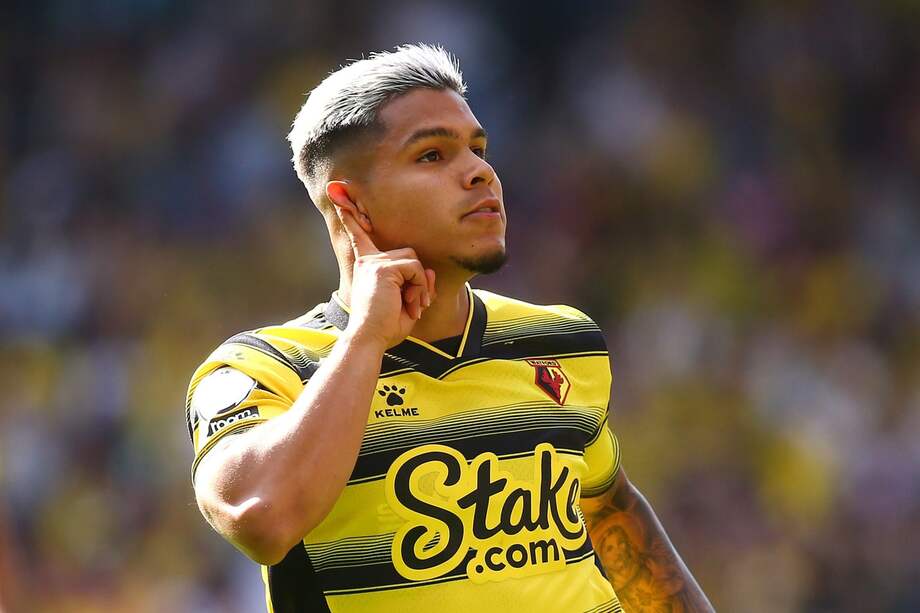 Juan Camilo Hernández celebra el gol que anotó este sábado en la Premier League.