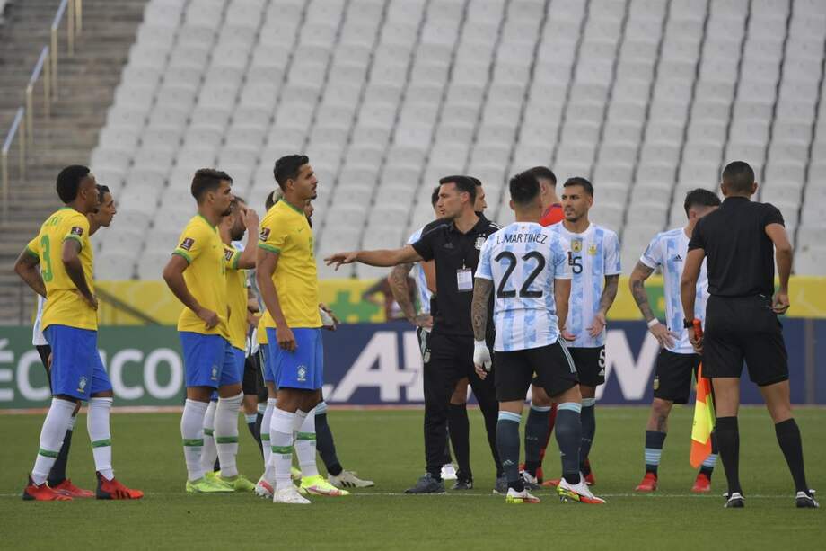 El partido entre Brasil y Argentina por la eliminatoria fue suspendido.