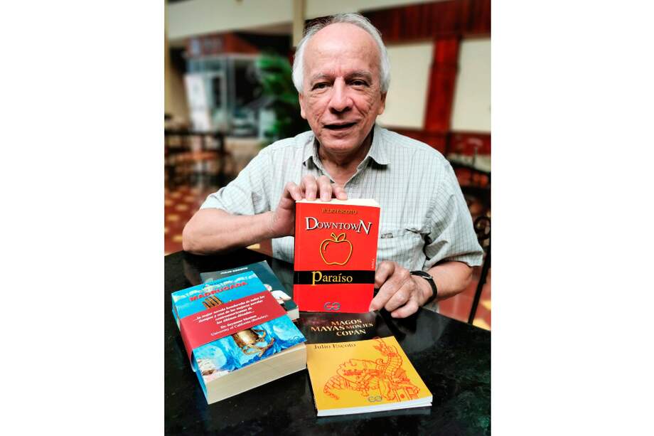 El hondureño Julio Escoto es autor de "Downtown paraíso" y "La balada del herido pájaro", entre otros títulos.