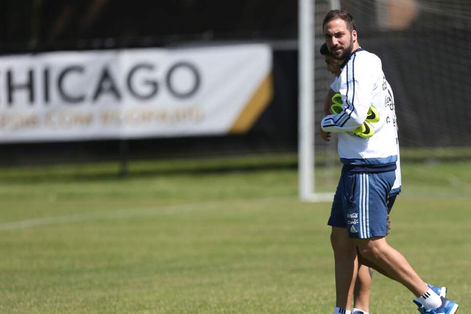 Gonzalo Higuaín, delantero de la selección de Argentina. / EFE
