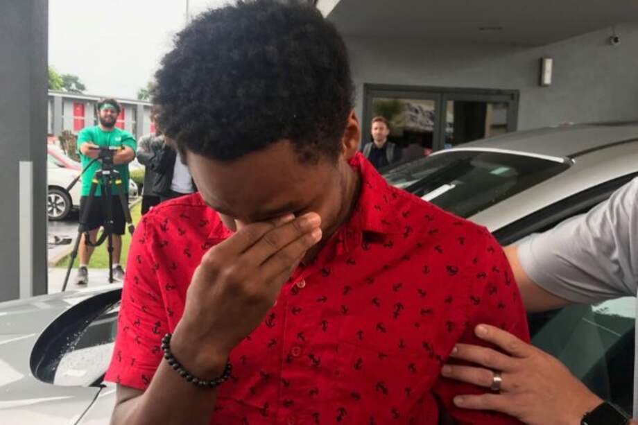 Joven caminó toda la noche para no llegar tarde a su primer día de trabajo