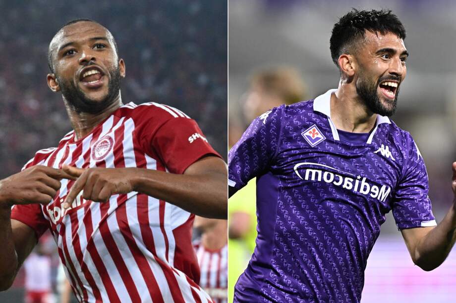 Ayoub El Kaabi (izq.) de Olympiacos y Nicolás González de la Fiorentina.