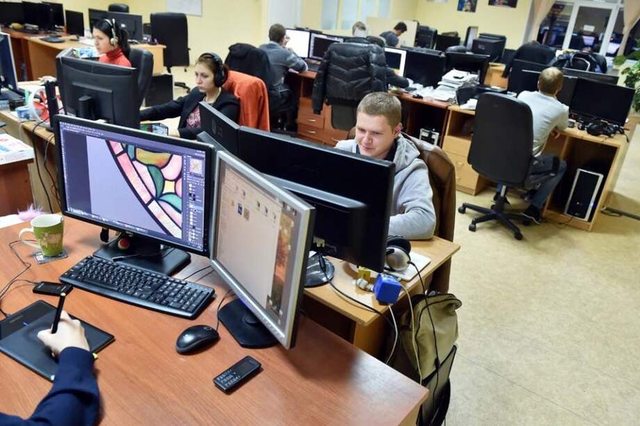 Pero según el estudio, la mayoría de las personas no quiere que ninguna nación u organización controle la red mundial de computadores.