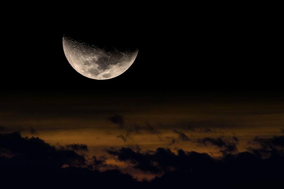 Inicia la semana con la luna llena de Leo