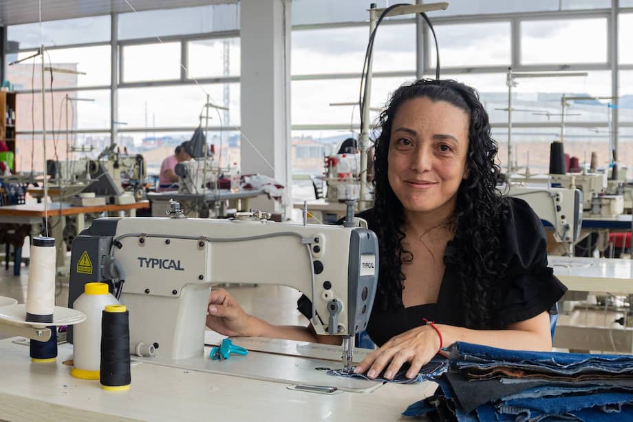 Erika Salamanca, programa de la Secretaría Distrital de Ambiente "Manos Reparadoras"