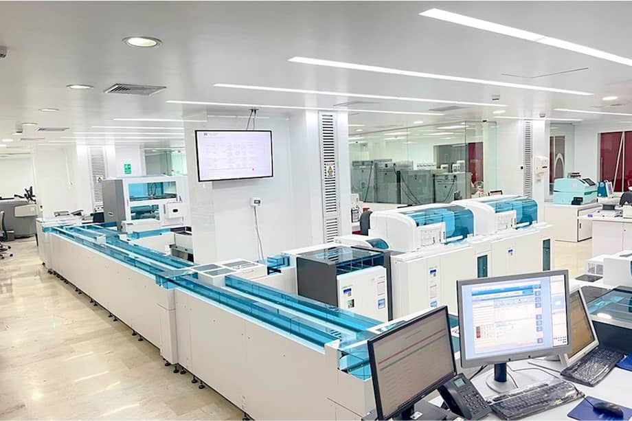 En Higuera Escalante se destacan por su labor social apoyando la salud, la educación y la alimentación de niños de bajos recursos y la construcción de viviendas ecológicas en la región.