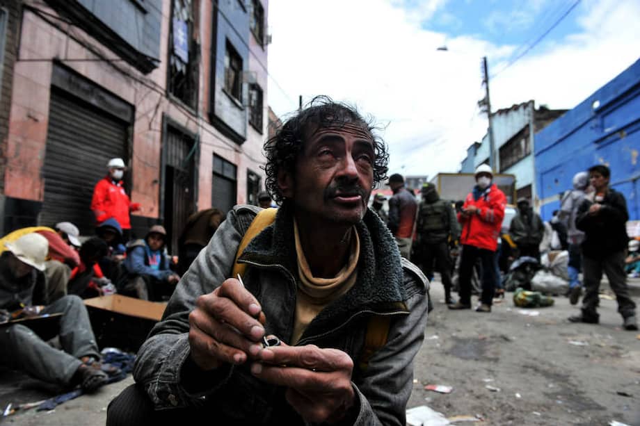 La intervención avanza a pesar de brotes de hostilidad. / Luis Ángel