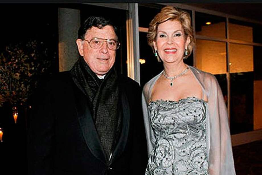 Juan José García y Piedad Zuccardi, durante la fiesta del matrimonio de la hija del Procurador General de la Nación, Alejandro Ordóñez. / Foto: Tomada de Kien&Ke