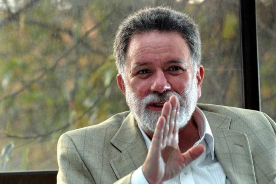 Congreso dejó vivo el 'articulito' que beneficia a Luis Carlos Restrepo