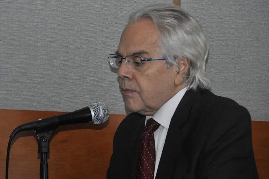 La teoría y la medida de la economía en Colombia