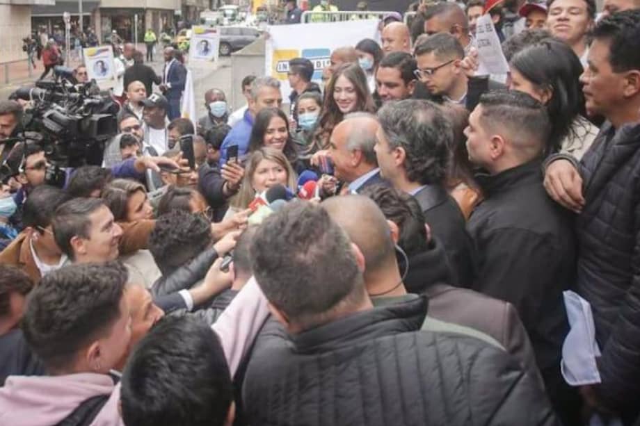 Héctor Carvajal acompañó todo el proceso jurídico que Gustavo Petro adelantó tras su destitución en 2013.