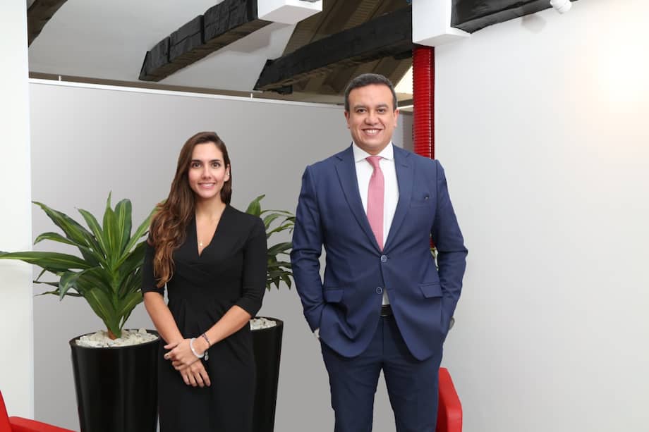 María José Satizábal CEO de Imaginamos (Rappi) y Guillermo Caez, presidente del Centro de Estudios de Derecho procesal (CEDEP).