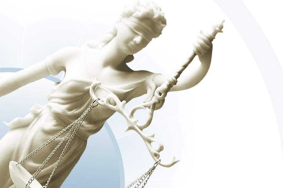 Reforma al sistema judicial fue tema central en el debate. / Archivo