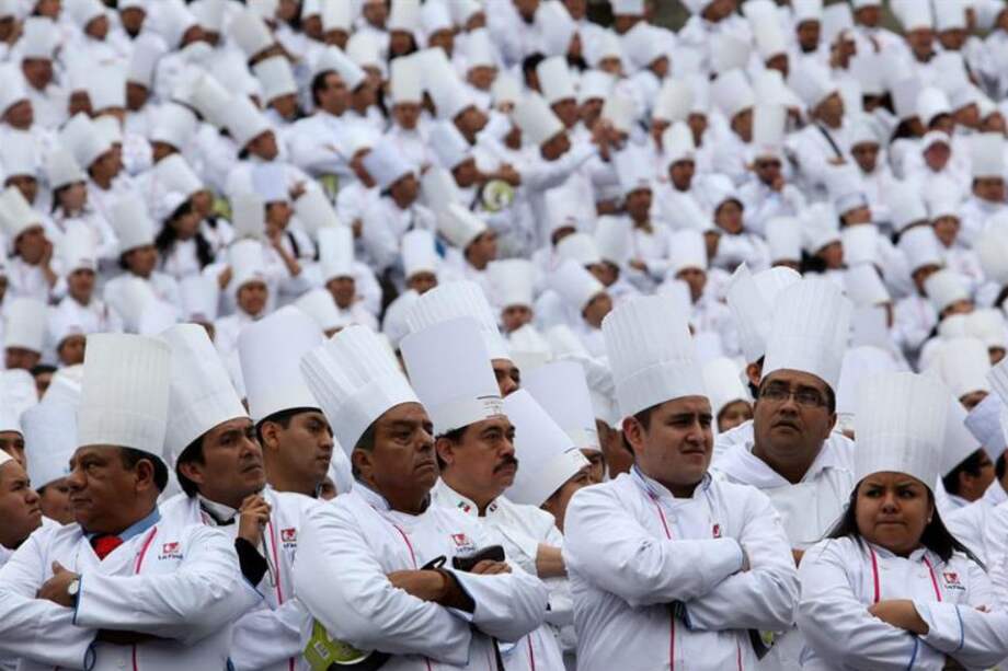Chefs mexicanos intentaron batir récord Guiness, aunque sin éxito