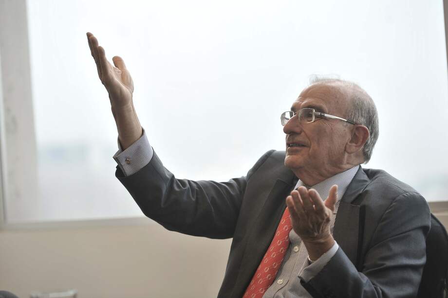 Para el excandidato, en la ponencia hay “ligerezas imperdonables” y pide una vigilancia especial de la Procuraduría de cara a una “decisión seria e imparcial”. / Archivo El Espectador