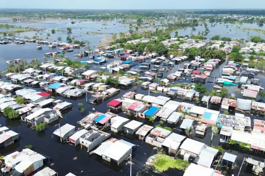 La Alcaldía de Montería y el Ministerio de Vivienda firmaron el convenio para construir viviendas de interés prioritario destinadas a familias damnificadas.