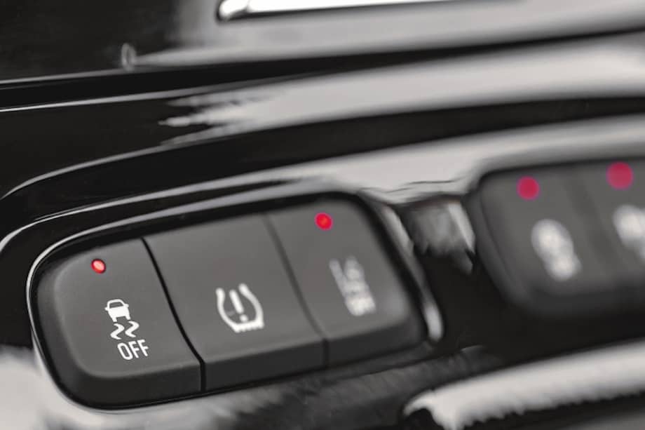 ¿Qué es la seguridad primaria en los carros?