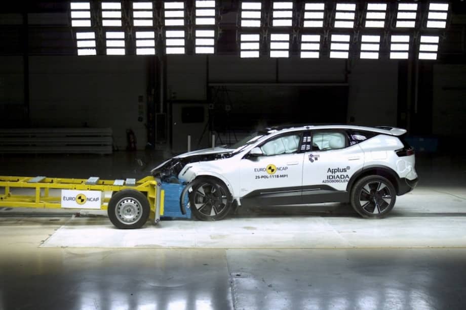 En cuanto a las demás categorías, el Polestar 3 obtuvo un 90 % en protección para ocupantes adultos, 79 % en protección para usuarios vulnerables en las vías y 83 % en asistencia a la conducción.