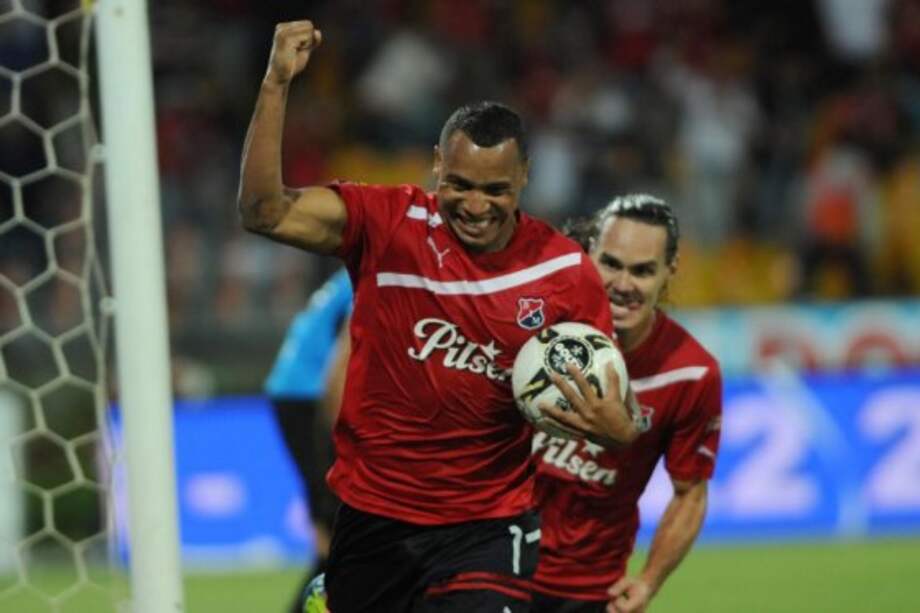 Al poderoso DIM, en sus cien años