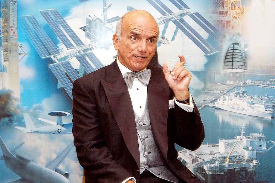 El 30 de abril de 2002 Denis Tito llegó a la Estación Espacial Internacional (EEI).