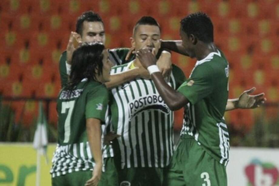 Nacional definió el grupo de jugadores que enfrentará a Santa Fe en Bogotá