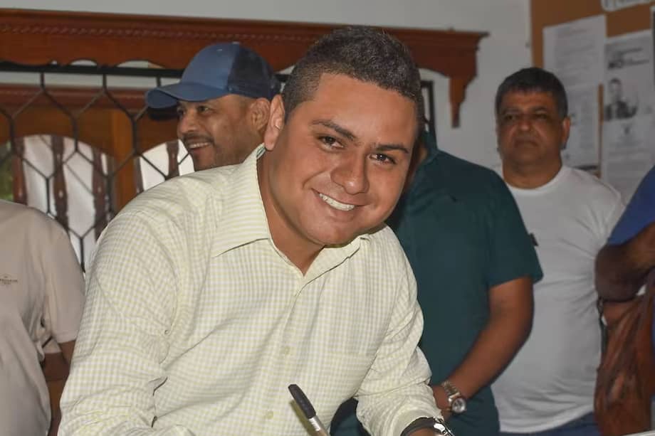Juan Sebastián Mendoza es abogado de la Universidad Libre de Barranquilla.
